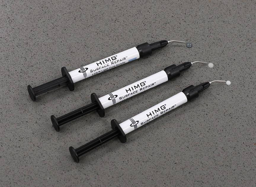 application syringe for grey tones Light Cure Acrylic : grey, thunder grey, whisper grey.